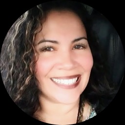 Helen Apostolatos