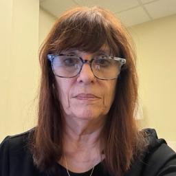 Loretta Samenga