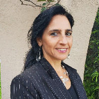 Dr. Maria Clapp