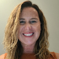 Lauren Oestmann