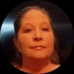 Adela Robinson 4 9re8voo8uj