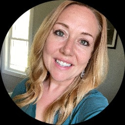 Kelli Pinion